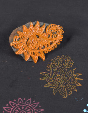 Wooden Block Painting Paisley Design