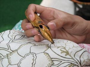 Batik tool