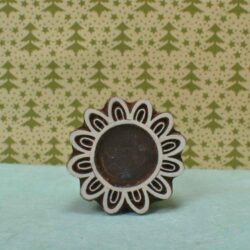 Round Floral 879