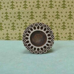 Round Floral 884